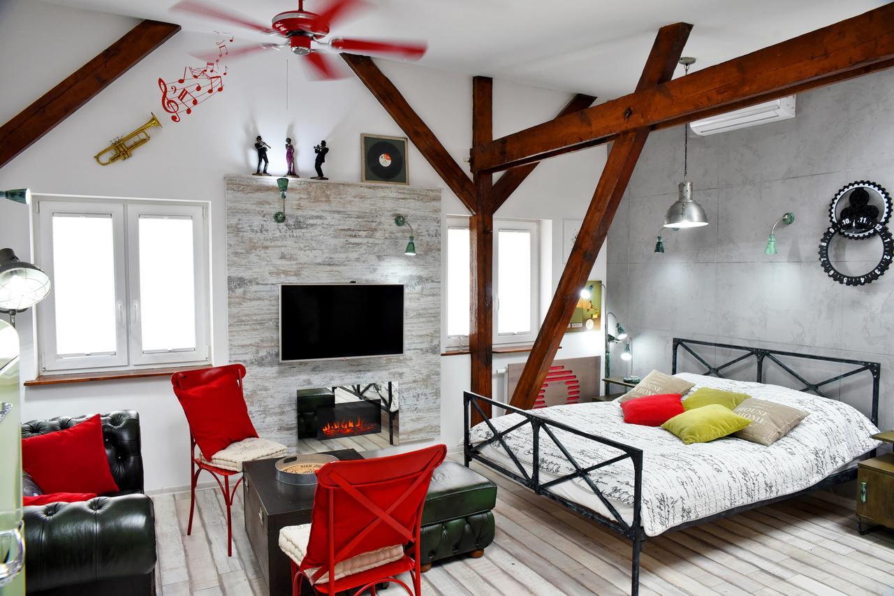 In The Attic Unikatowe Apartmenty By Stayly Szczecin Exterior photo